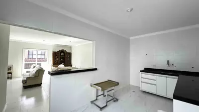 Apartamento - Alto com 3 quartos (sendo 1 suite(s)) a 550,00 metros praia.