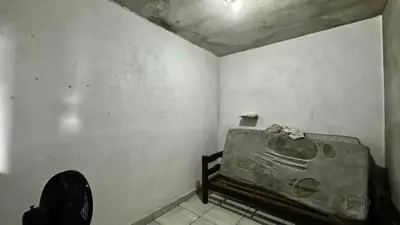 Casa - Sobrado com 3 quartos (sendo 2 suite(s)) a 1500,00 metros praia.