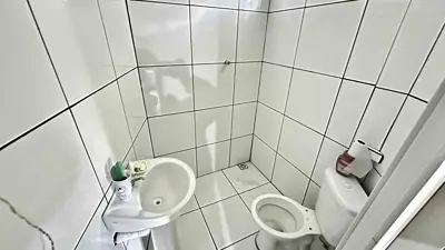 Casa - Sobrado com 3 quartos (sendo 2 suite(s)) a 1500,00 metros praia.