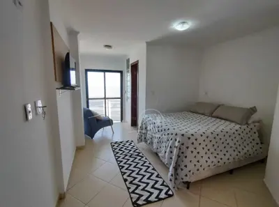 Apartamento - Triplex com 5 quartos (sendo 5 suite(s)) a 0,00 metros praia.