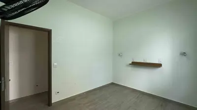 Casa - Térrea com Edícula com 3 quartos (sendo 1 suite(s)) a 350,00 metros praia.