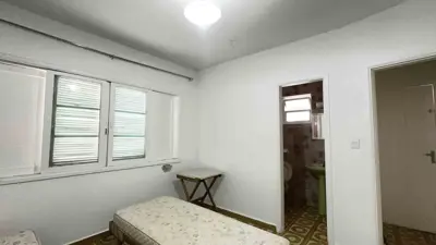 Casa - Térrea com 3 quartos (sendo 1 suite(s)) a 700,00 metros praia.