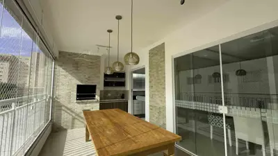 Apartamento - Amplo com 3 quartos (sendo 1 suite(s)) a 600,00 metros praia.