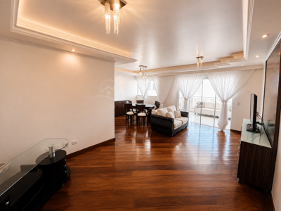 Apartamento - Alto com 3 quartos (sendo 1 suite(s)) a 700,00 metros praia.