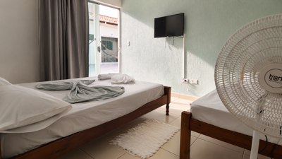 Hotel - Pousada com  quartos  a 800,00 metros praia.