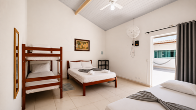 Hotel - Pousada com  quartos  a 800,00 metros praia.