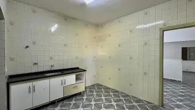 Casa - Térrea com 3 quartos  a 1500,00 metros praia.