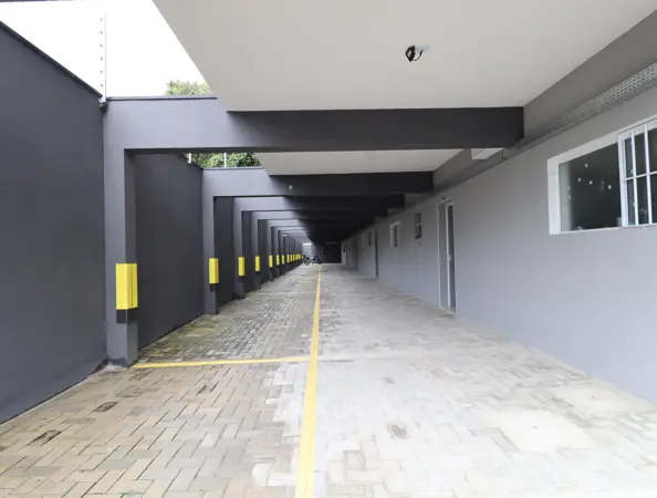 Apartamento - Térreo com 1 quartos (sendo 0 suite(s)) a 800,00 metros praia.