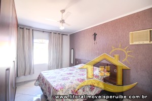 Casa - Térrea com 2 dormitórios (sendo 1 suite(s)) a 1000,00 metros praia.