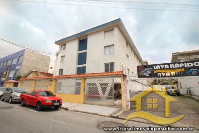 Apartamento - Amplo com 1 dormitórios (sendo 0 suite(s)) a 300,00 metros praia.