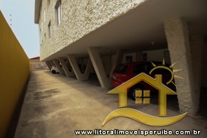 Apartamento - Amplo com 1 dormitórios (sendo 0 suite(s)) a 300,00 metros praia.