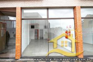Loja - Sala comercial com 0 quartos (sendo 0 suite(s)) a 700,00 metros praia.
