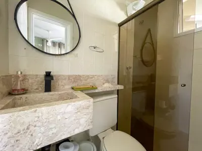 Apartamento - Cobertura com 3 quartos (sendo 1 suite(s)) a 200,00 metros praia.