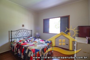 Casa - Térrea com 2 dormitórios (sendo 0 suite(s)) a 600,00 metros praia.
