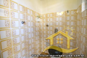 Casa - Térrea com 2 quartos (sendo 1 suite(s)) a 600,00 metros praia.