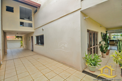 Casa para venda no bairro 137, em Peruíbe / SP.