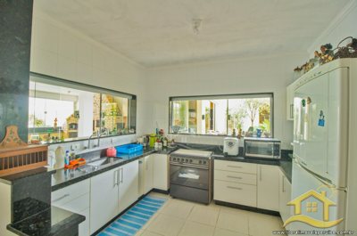 Casa para venda no bairro 137, em Peruíbe / SP.