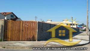 Casa para  no bairro Casablanca, em Peruíbe / São Paulo.