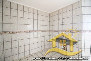 Apartamento - Amplo com 2 quartos (sendo 1 suite(s)) a 300,00 metros praia.