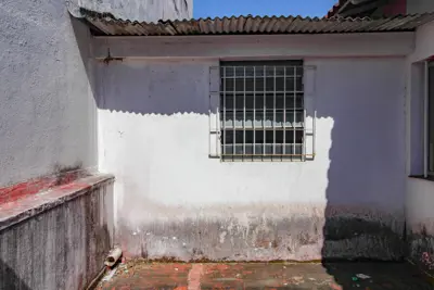 Terreno - Amplo com 0 dormitórios (sendo 0 suite(s)) a 200,00 metros praia.