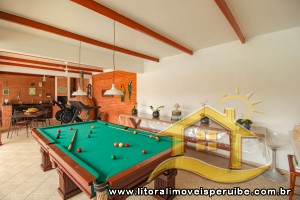 Casa - Térrea com 3 dormitórios (sendo 2 suite(s)) a 250,00 metros praia.