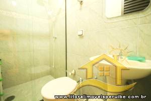 Casa - Térrea com 5 quartos (sendo 1 suite(s)) a 190,00 metros praia.