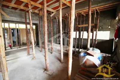 Casa para  no bairro 28, em Peruíbe / SÃO PAULO.