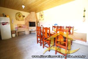 Casa - Mezanino com 4 dormitórios (sendo 1 suite(s)) a 0,00 metros praia.
