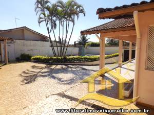 Casa para  no bairro Stella Maris, em Peruíbe / .