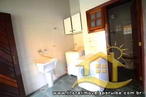 Casa para  no bairro Bougainvillée III, em Peruíbe / São Paulo.