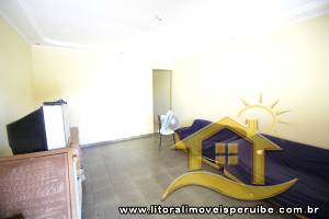 Casa - Térrea com 2 quartos (sendo 1 suite(s)) a 1500,00 metros praia.