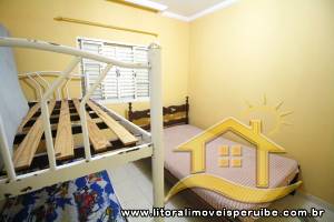 Casa - Térrea com 2 quartos (sendo 1 suite(s)) a 1500,00 metros praia.