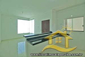 Casa - Térrea com 3 quartos (sendo 1 suite(s)) a 0,00 metros praia.