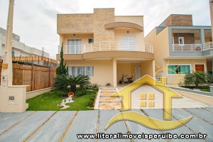 Casa - Sobrado com 3 quartos (sendo 3 suite(s)) a 1000,00 metros praia.