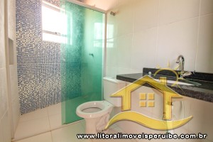 Casa - Assobradada com 2 dormitórios (sendo 2 suite(s)) a 600,00 metros praia.
