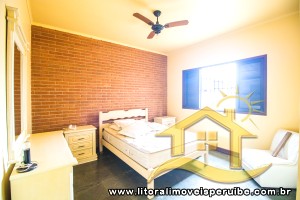 Casa para venda no bairro 55, em Peruíbe / SP.