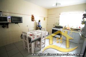 Casa para  no bairro Centro, em Peruíbe / SP.