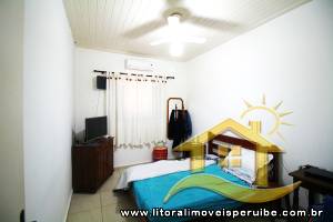 Casa para  no bairro Centro, em Peruíbe / SP.