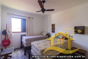 Apartamento - Amplo com 2 dormitórios (sendo 0 suite(s)) a 400,00 metros praia.