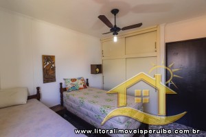 Apartamento - Amplo com 2 dormitórios (sendo 0 suite(s)) a 400,00 metros praia.