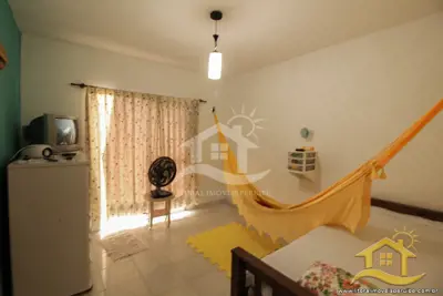 Casa - Térrea com 3 quartos (sendo 3 suite(s)) a 2,00 metros praia.