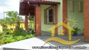 Casa - Térrea com 2 dormitórios (sendo 1 suite(s)) a 700,00 metros praia.