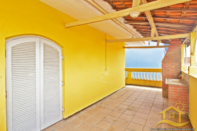 Conjunto - Comercial com 0 dormitórios (sendo 0 suite(s)) a 400,00 metros praia.