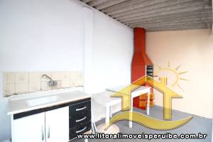 Casa - Térrea com 2 quartos (sendo 1 suite(s)) a 700,00 metros praia.