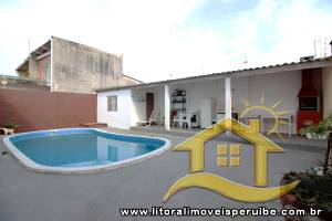 Casa - Térrea com 2 quartos (sendo 1 suite(s)) a 700,00 metros praia.