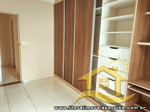 Apartamento - Amplo com 2 dormitórios (sendo 0 suite(s)) a 0,00 metros praia.