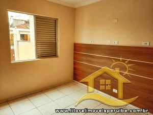 Apartamento - Amplo com 2 dormitórios (sendo 0 suite(s)) a 0,00 metros praia.