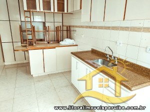 Apartamento - Amplo com 2 dormitórios (sendo 0 suite(s)) a 0,00 metros praia.