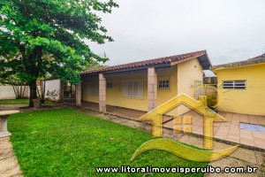 Casa para  no bairro Star, em Peruíbe / São Paulo.