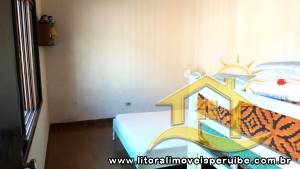 Casa - Térrea com 2 quartos (sendo 1 suite(s)) a 600,00 metros praia.
